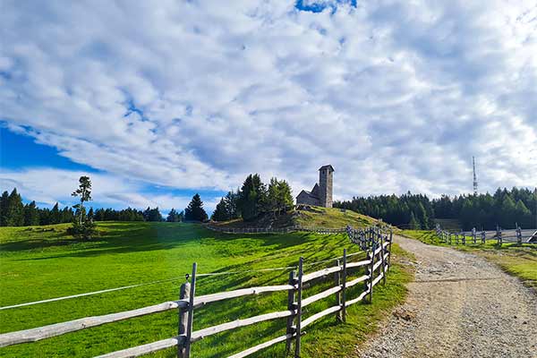 Herrliche Wanderwege am Vigiljoch